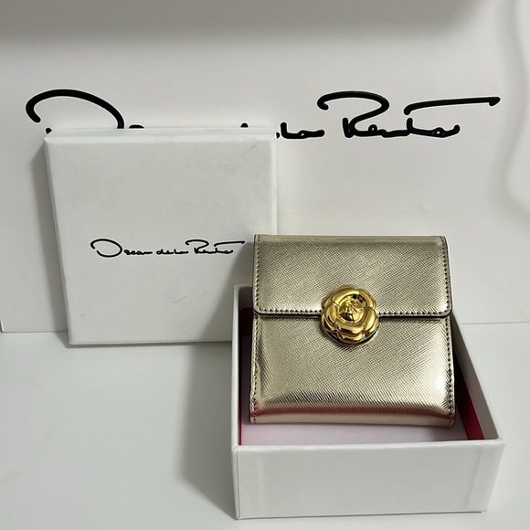 OSCAR DE LA RENTA Light French Wallet - Gold - NWT - Picture 1 of 11